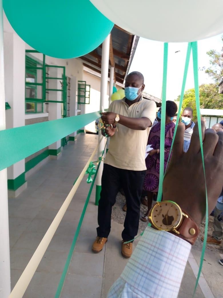 https://rarieda.ngcdf.go.ke/wp-content/uploads/2021/08/HON.DR_.PAUL-OTIENDE-AMOLLORARIEDA-M.P-DURING-OFFICIAL-OPENING-OF-NYAKONGO-GIRLS-COMPLETED-DORMITORY-EARLY-IN-2021..jpg